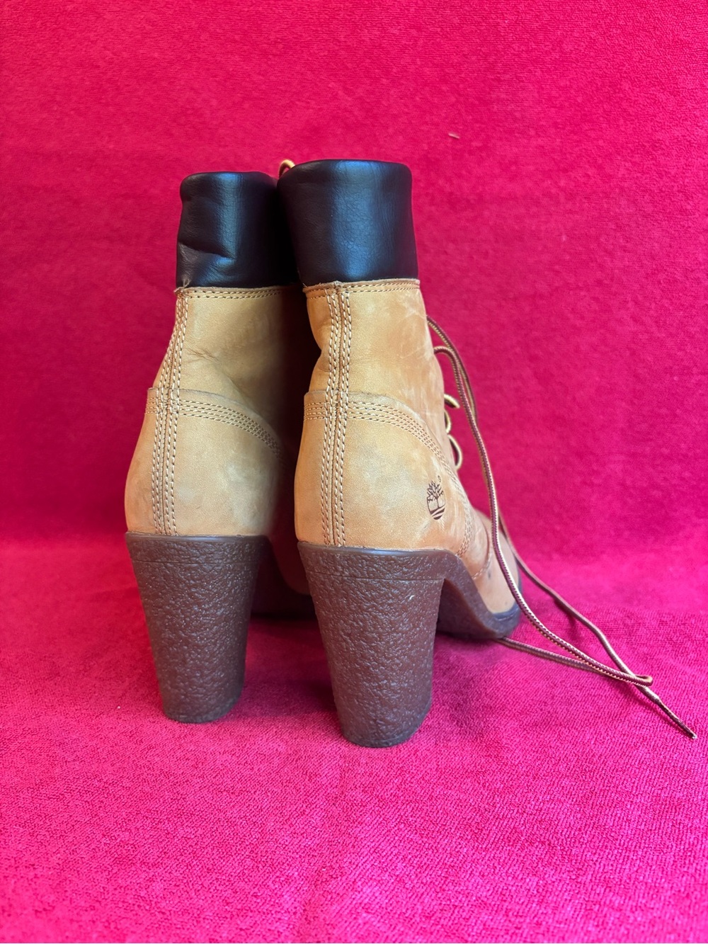 Timberland Two-Tone Lace-Up Heeled Ankle Boots in Tan and Black